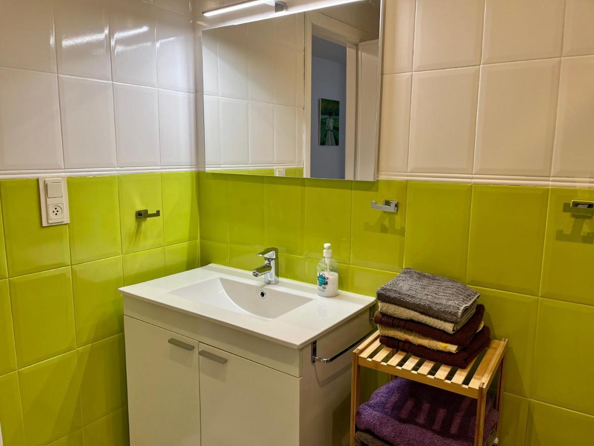 Apartment On The Beach With Parking And Pool Calp Dış mekan fotoğraf